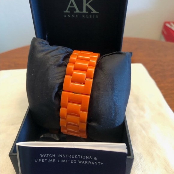 Anne Klein women's watch with Orange accent 10/9179 working watch Needs Battery! - Picture 3 of 4